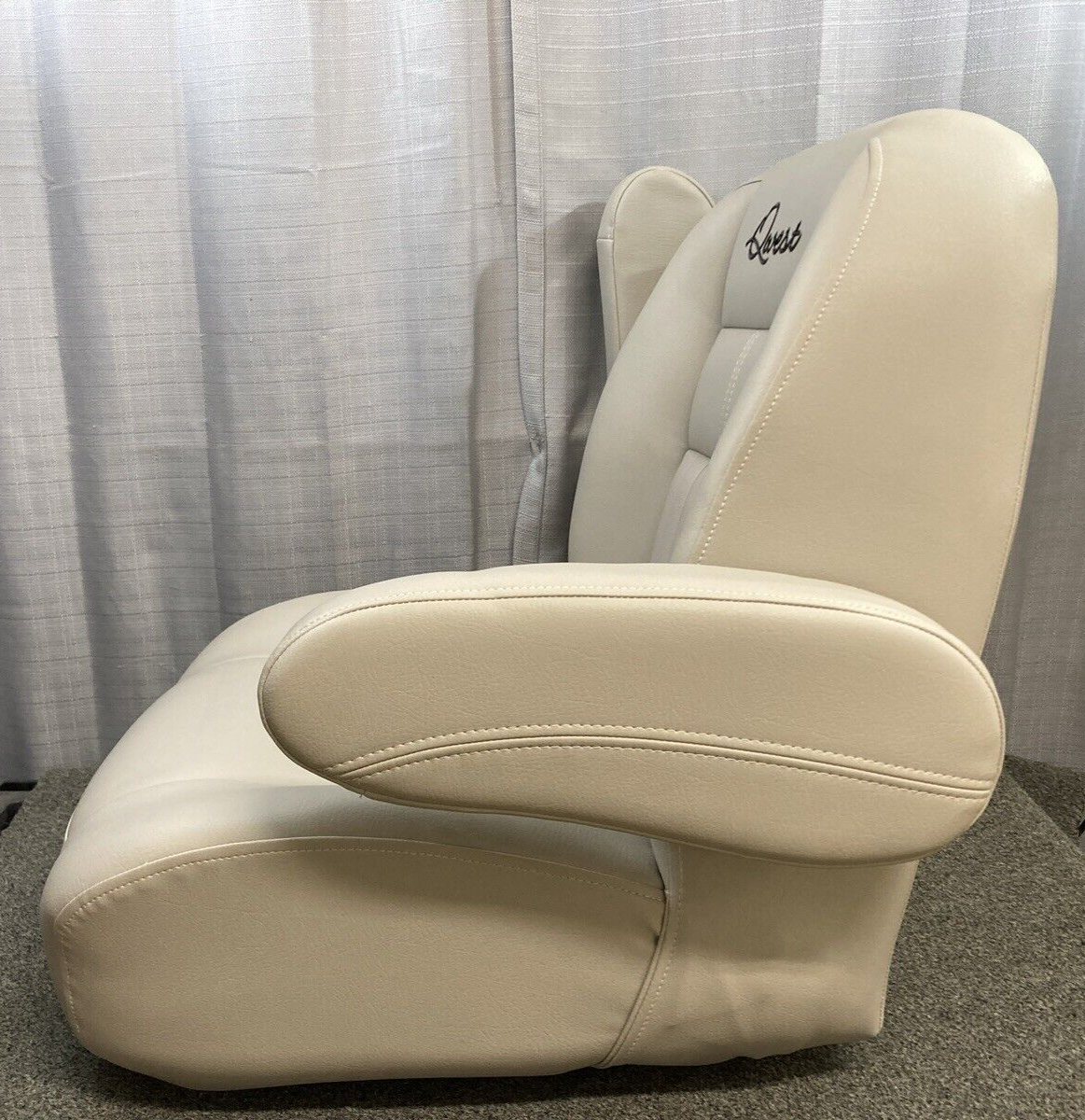 NEW GENUINE QWEST PONTOONS 791775 CHAIR, MRN 21054 MED PLTNM BLK LOGO