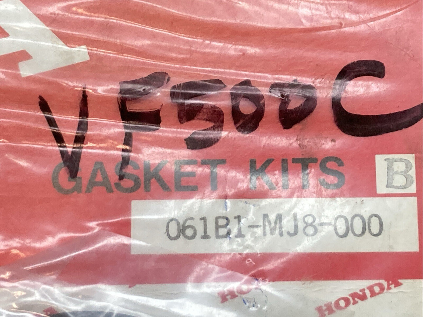 NEW GENUINE HONDA 061B1-MJ8-000 Gasket Kit COMPLETE