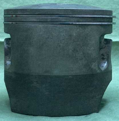 NEW GENUINE YAMAHA 2K8-11631-00-96 PISTON & RINGS