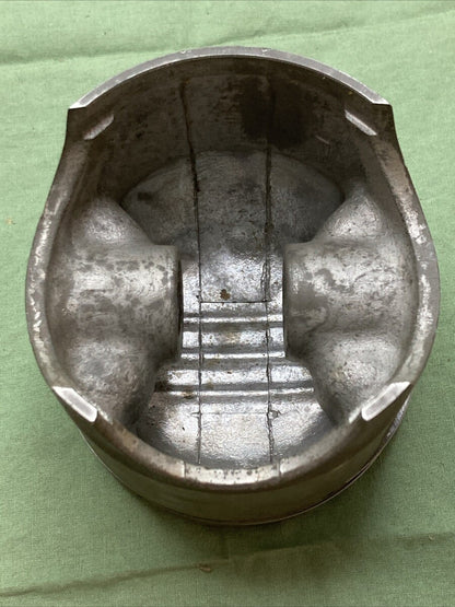 NEW GENUINE YAMAHA 2K8-11631-00-96 PISTON & RINGS