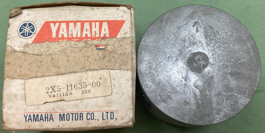 NEW GENUINE YAMAHA 2X5-11635-00 PISTON STD
