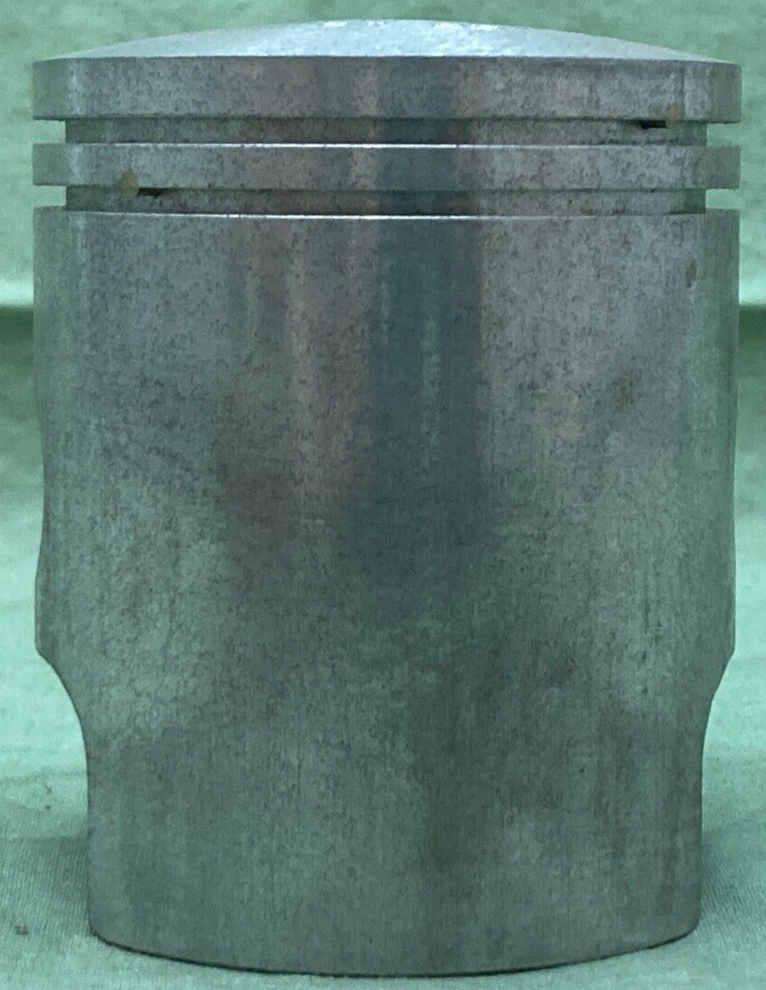 NEW GENUINE YAMAHA 168-11635-00 PISTON