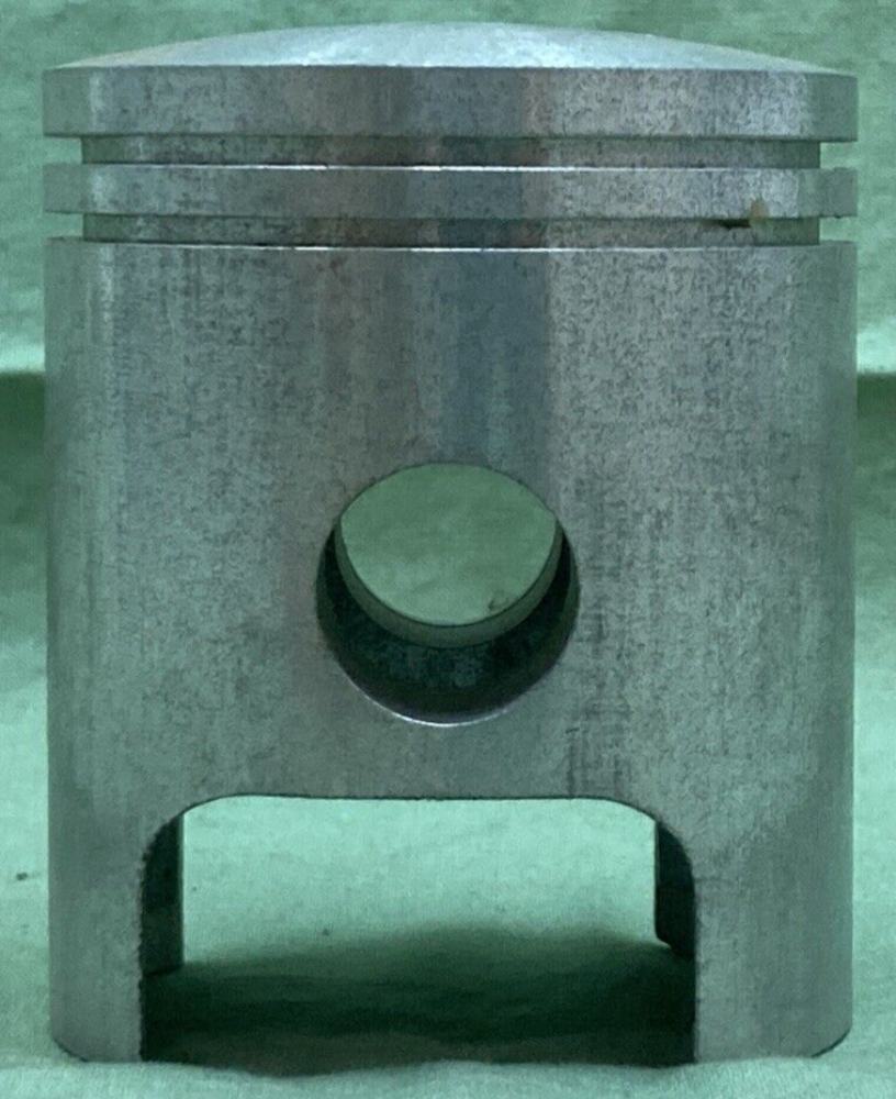 NEW GENUINE YAMAHA 168-11635-00 PISTON