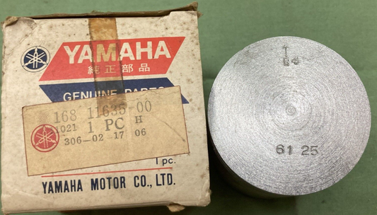 NEW GENUINE YAMAHA 168-11635-00 PISTON