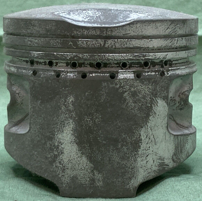 NEW GENUINE YAMAHA 2F3-11635-04 PISTON