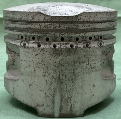 NEW GENUINE YAMAHA 2F3-11636-04 PISTON 0.50