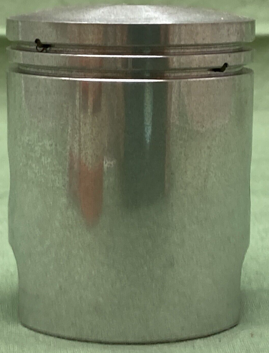 NEW GENUINE YAMAHA 180-11631-01-96 PISTON STD KEYSTONE