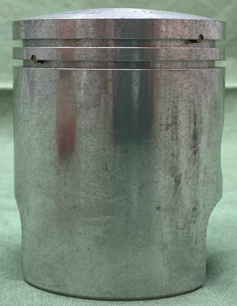 NEW GENUINE YAMAHA 168-11631-20 PISTON 61.50