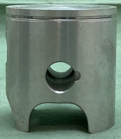 NEW GENUINE WISECO 569P2 PISTON & 1909CS RING SET