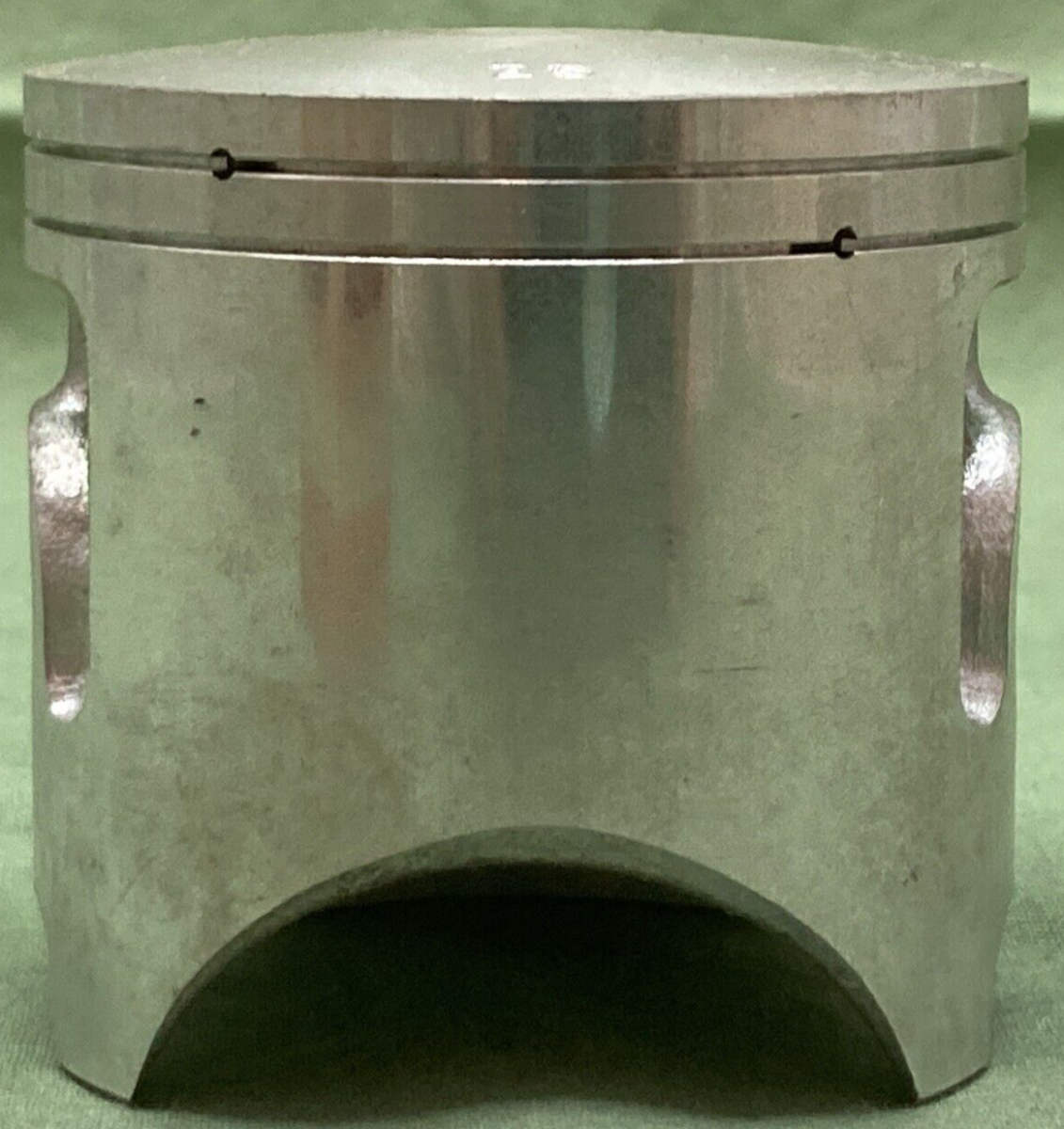 NEW GENUINE YAMAHA 2X3-11635-01 PISTON 0.25