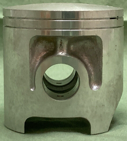 NEW GENUINE YAMAHA 2X3-11635-01 PISTON