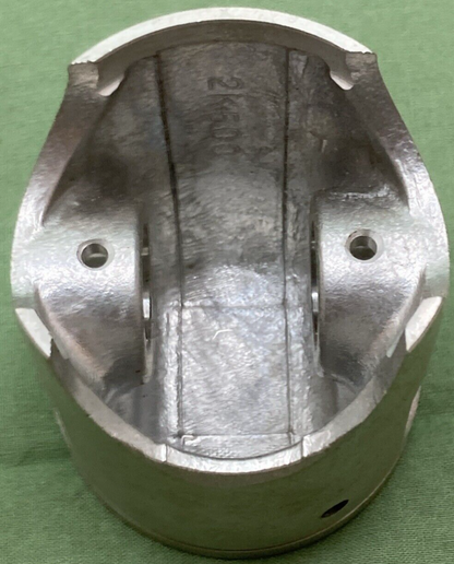 NEW GENUINE YAMAHA 2K5-11635-00 PISTON 1ST 0.25 O/S