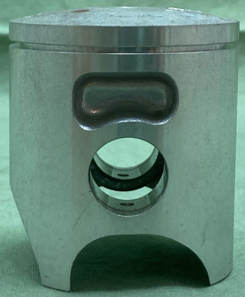 NEW GENUINE YAMAHA 1J4-11637-00 PISTON 50.75