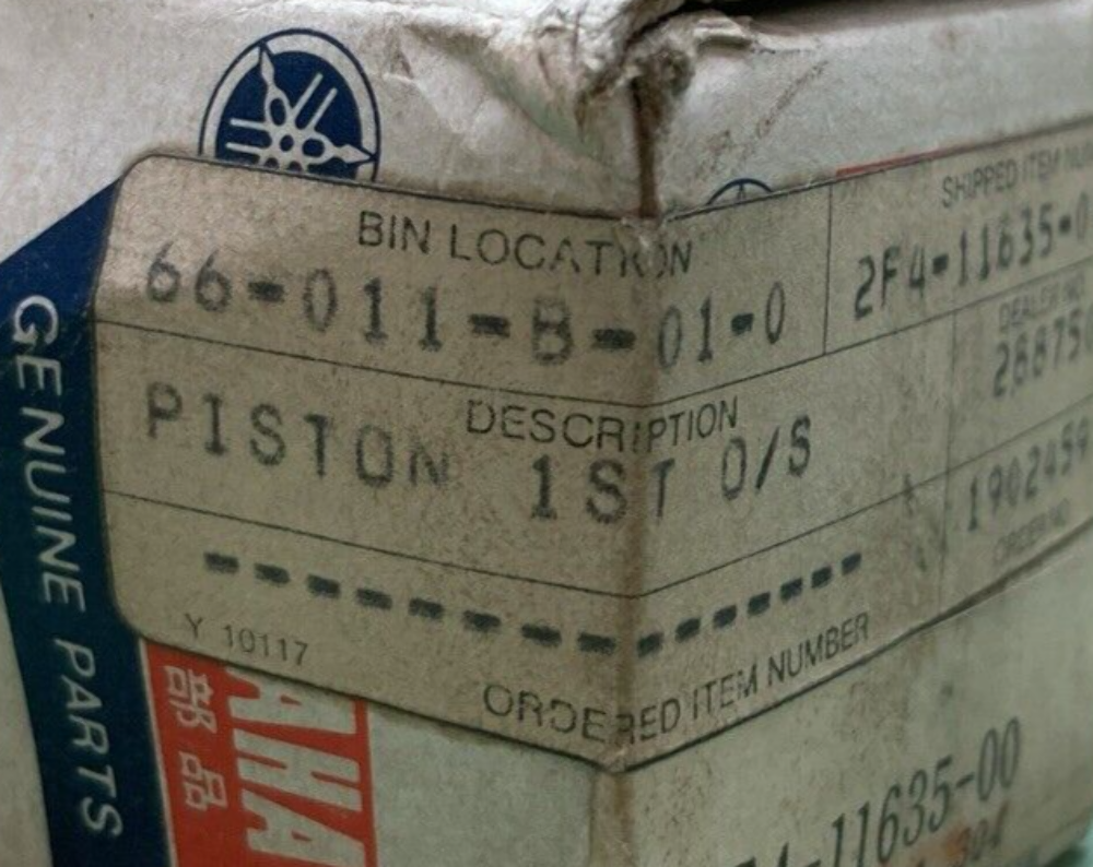 NEW GENUINE YAMAHA 2F4-11635-00 PISTON 1ST 0.25 O/S