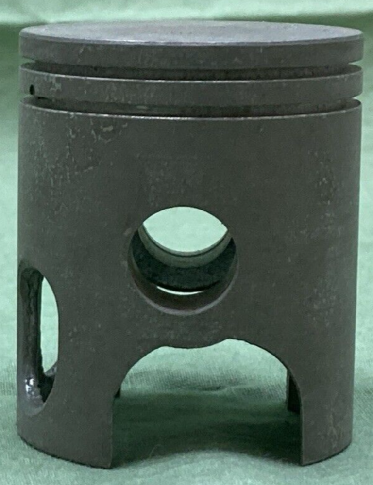 NEW GENUINE YAMAHA 17W-11636-00 PISTON 0.50