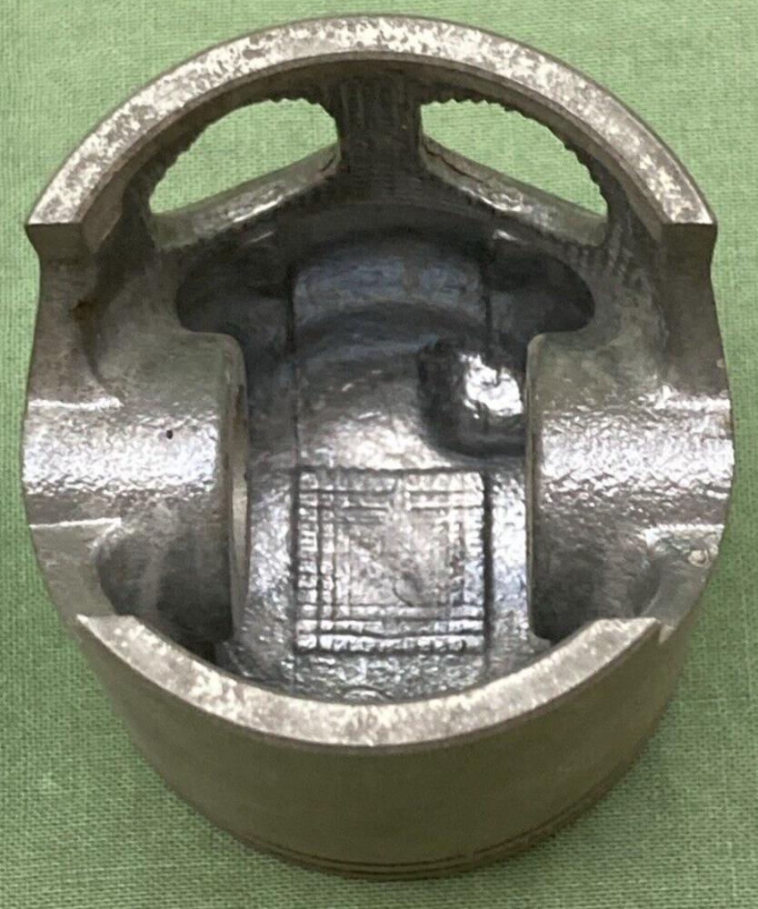 NEW GENUINE YAMAHA 17W-11636-00 PISTON 0.50