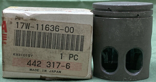 NEW GENUINE YAMAHA 17W-11636-00 PISTON 0.50