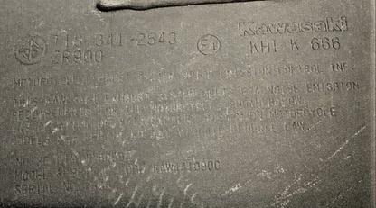 NEW GENUINE KAWASAKI 49069-0823 Muffler Assembly 2017 ZR900 Z900