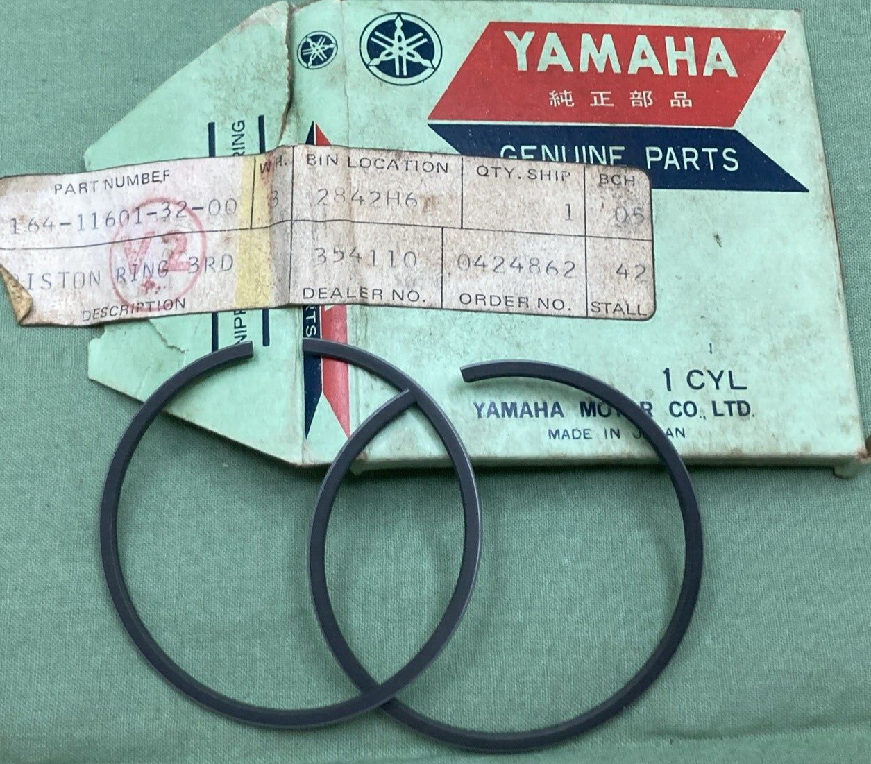 NEW GENUINE YAMAHA 164-11601-32 PISTON RING SET 0.74 3RD