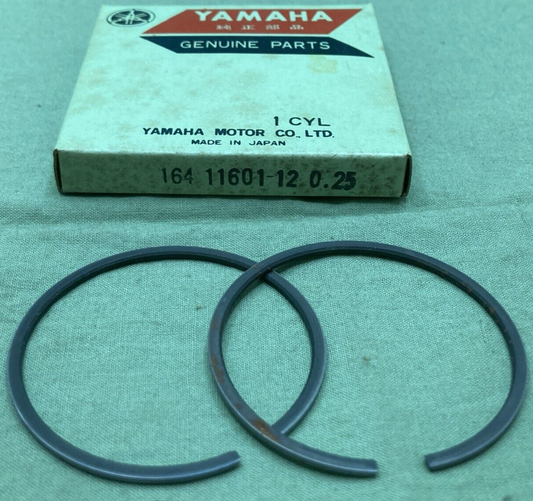 NEW GENUINE YAMAHA 164-11601-12 PISTON RING SET 0.25