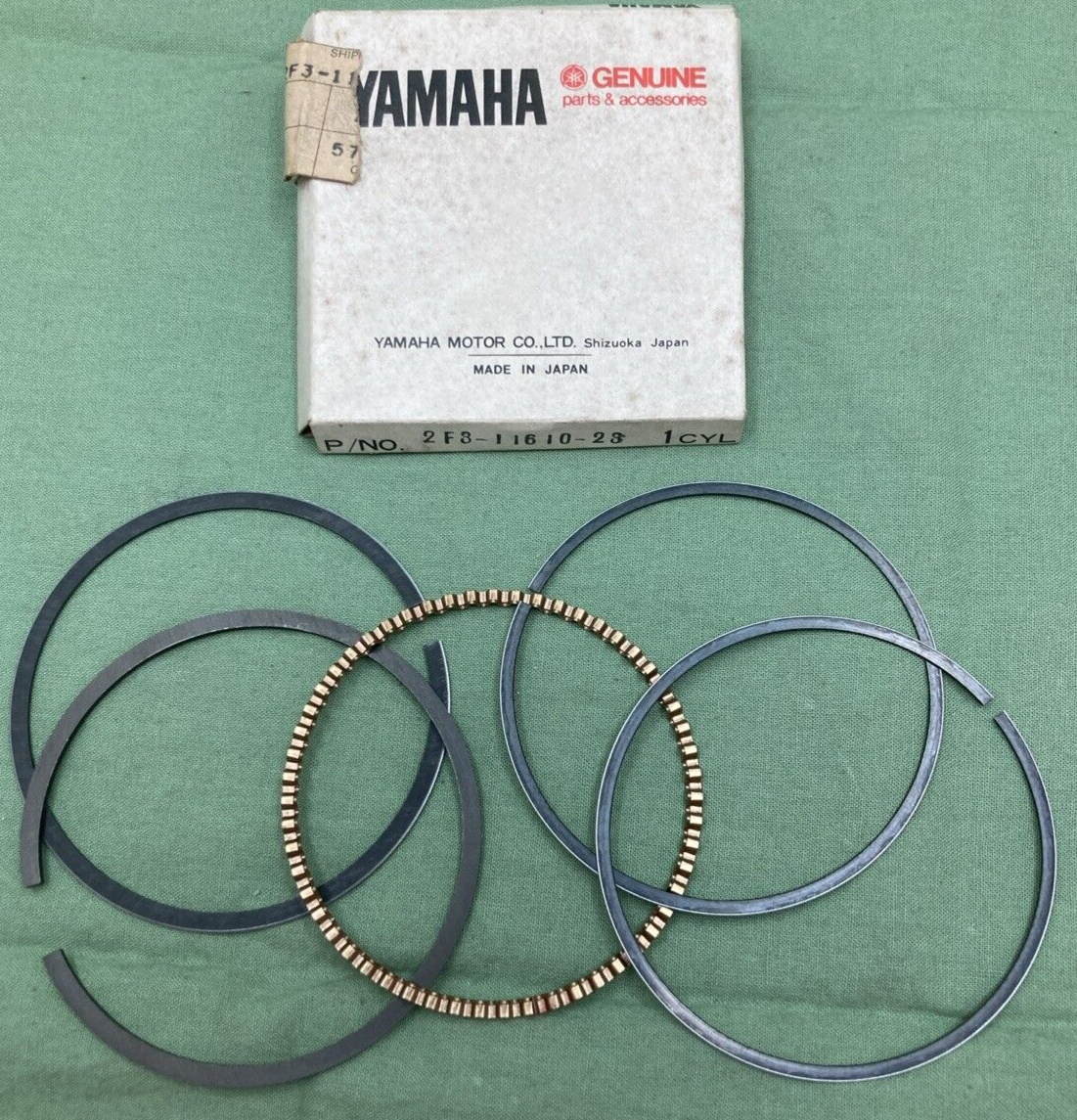 NEW GENUINE YAMAHA 2F3-11610-23 PISTON RING SET