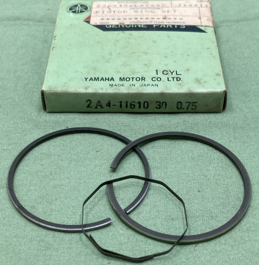 NEW GENUINE YAMAHA 2A4-11610-30 PISTON RING SET 0.75