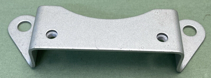 NEW GENUINE YAMAHA 284-21514-00 35 STAY FENDER 2