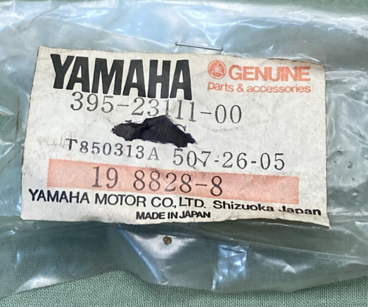 NEW GENUINE YAMAHA 395-23111-00 Bolt,cap