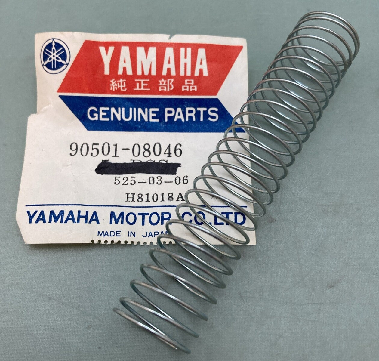 NEW GENUINE YAMAHA 90501-08046 Spring, Compression