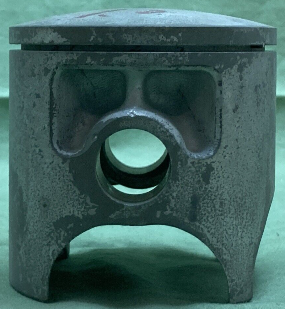 NEW GENUINE YAMAHA 509-11638-01 PISTON 1.00