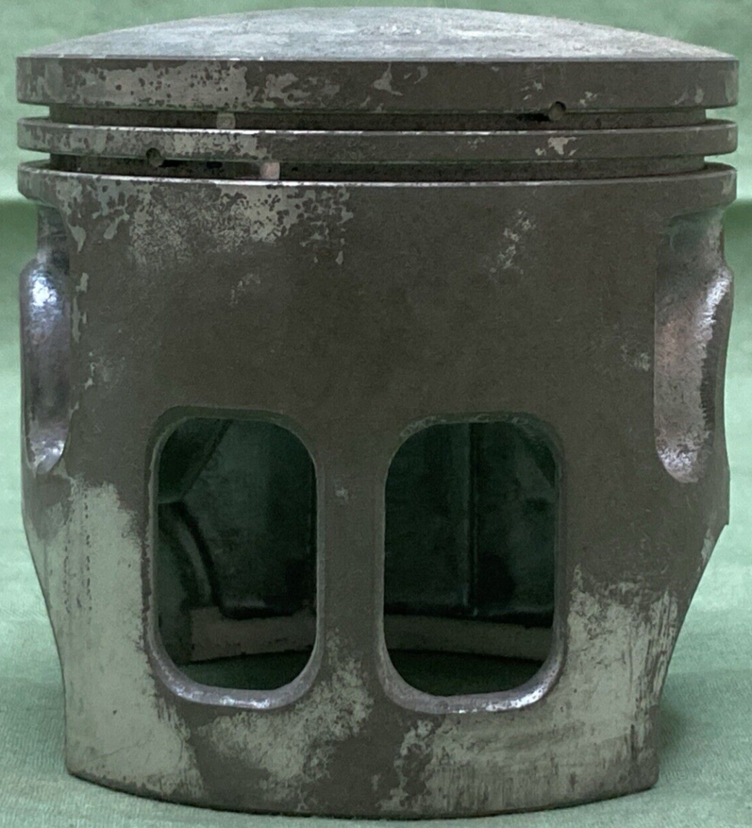 NEW GENUINE YAMAHA 5V7-11635-00 PISTON 0.25