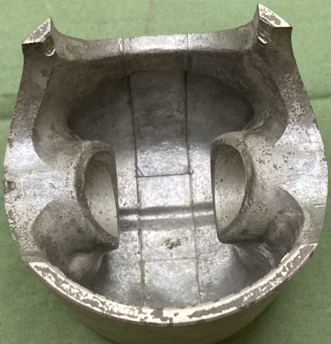 NEW GENUINE YAMAHA 509-11636-01 PISTON 2ND 0.50 O/S