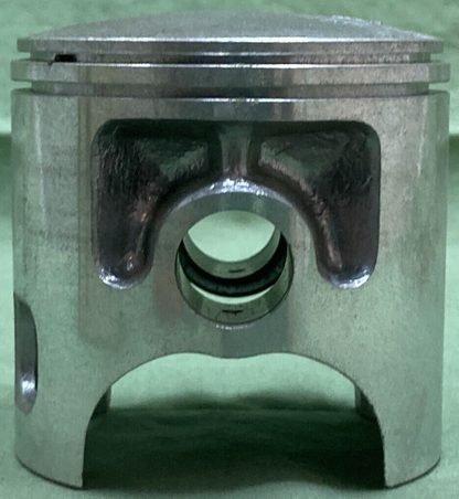 NEW GENUINE YAMAHA 443-11635-03 PISTON 0.25