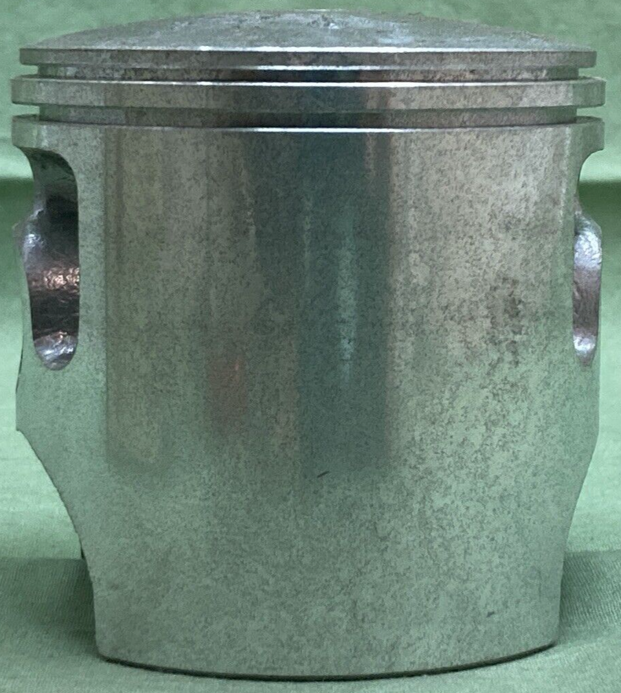 NEW GENUINE YAMAHA 443-11635-03 PISTON 0.25