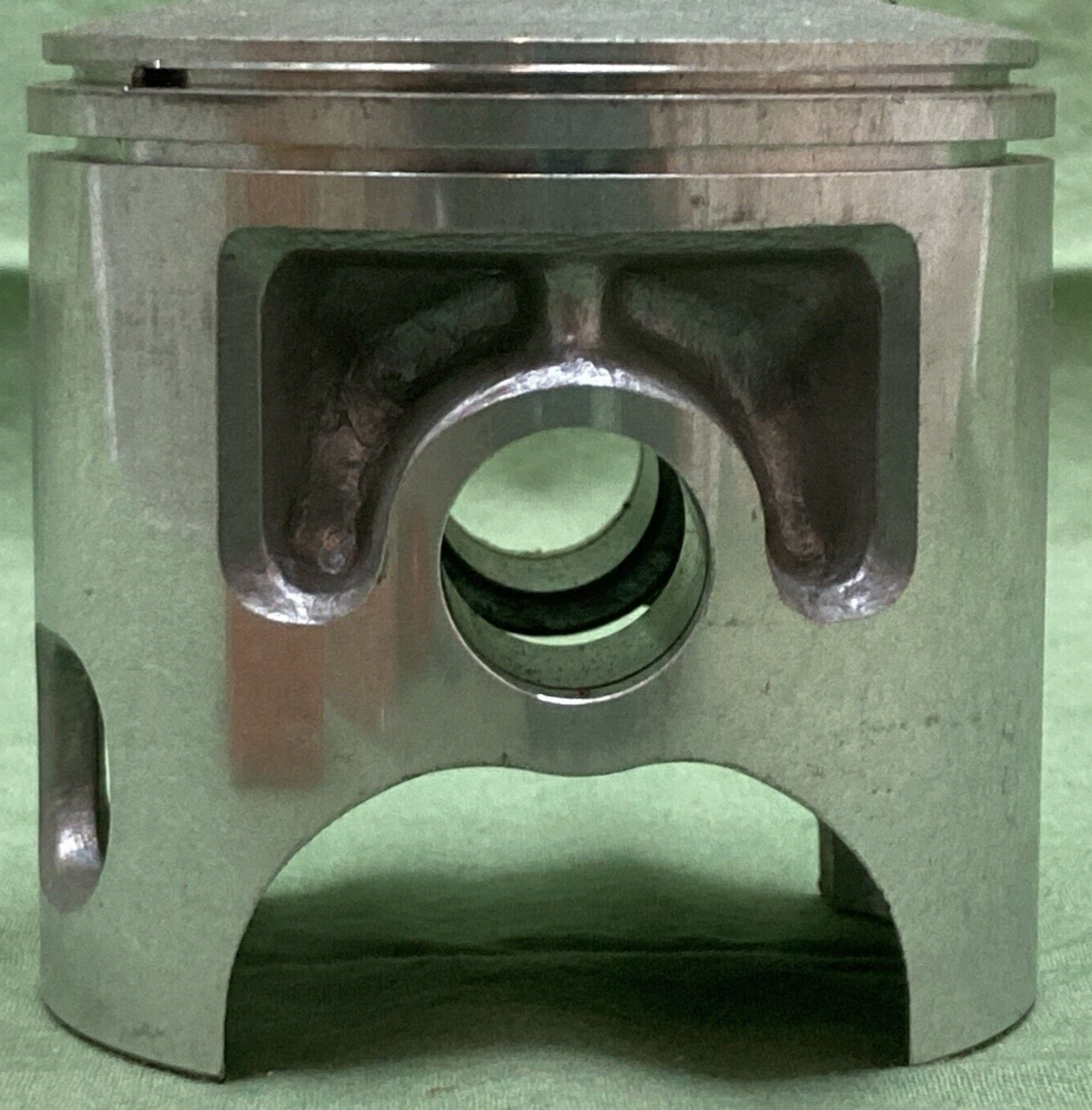 NEW GENUINE YAMAHA 455-11638-02 PISTON 4TH 1.00 O/S