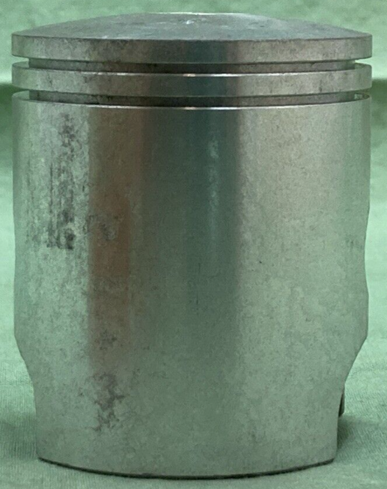 NEW GENUINE YAMAHA 598-11636-00 PISTON 2ND 0.50 O/S