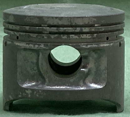 NEW GENUINE YAMAHA 55X-11638-00 PISTON 4TH 1.00 O/S