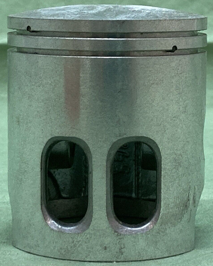 NEW GENUINE YAMAHA 598-11637-00 PISTON 0.75