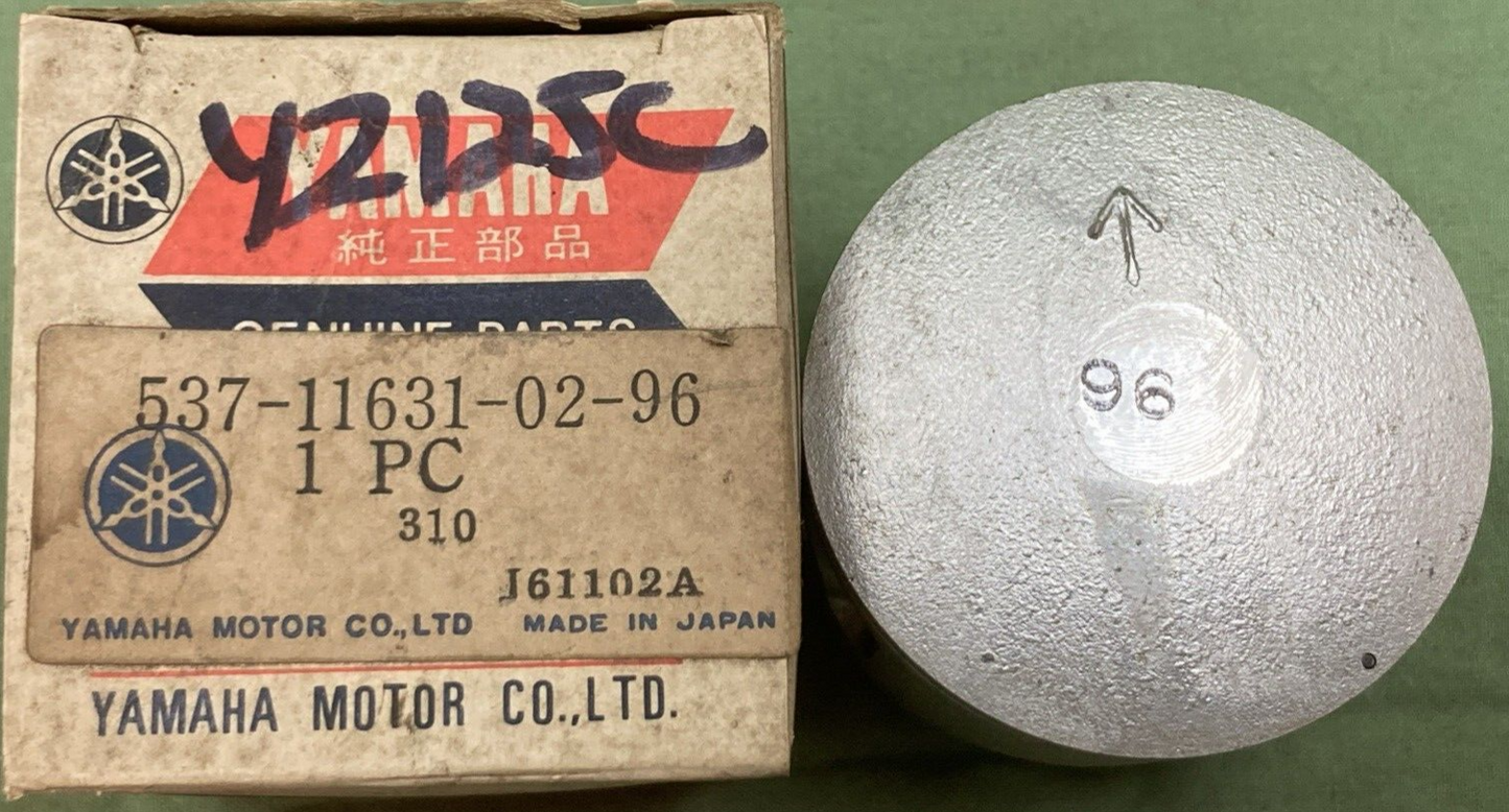 NEW GENUINE YAMAHA 537-11631-02-96 PISTON