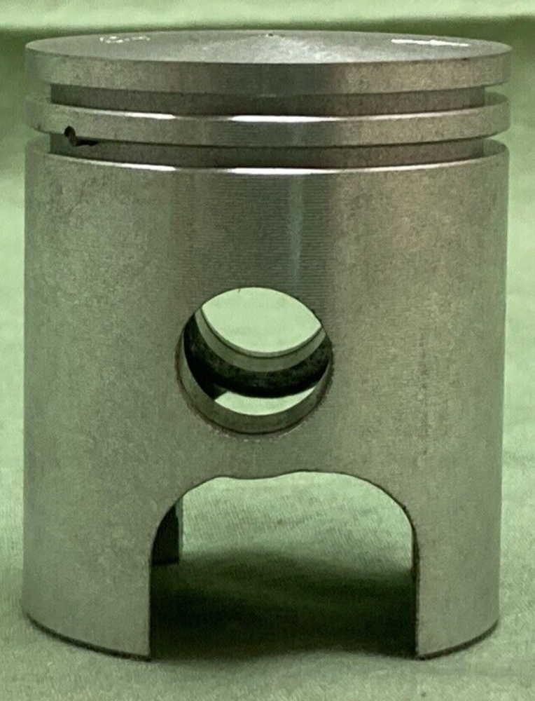NEW GENUINE YAMAHA 5G6-11635-00 PISTON 1ST 0.25 O/S