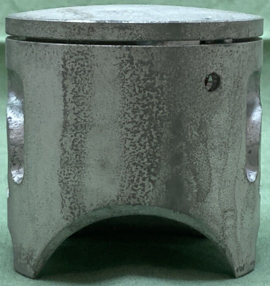 NEW GENUINE YAMAHA 55Y-11630-20 PISTON KIT COMPLETE