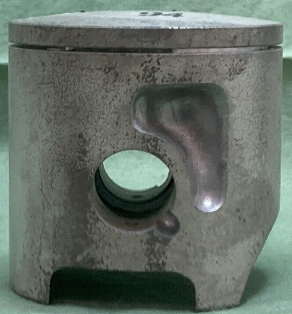 NEW GENUINE YAMAHA 55Y-11630-00 PISTON KIT COMPLETE