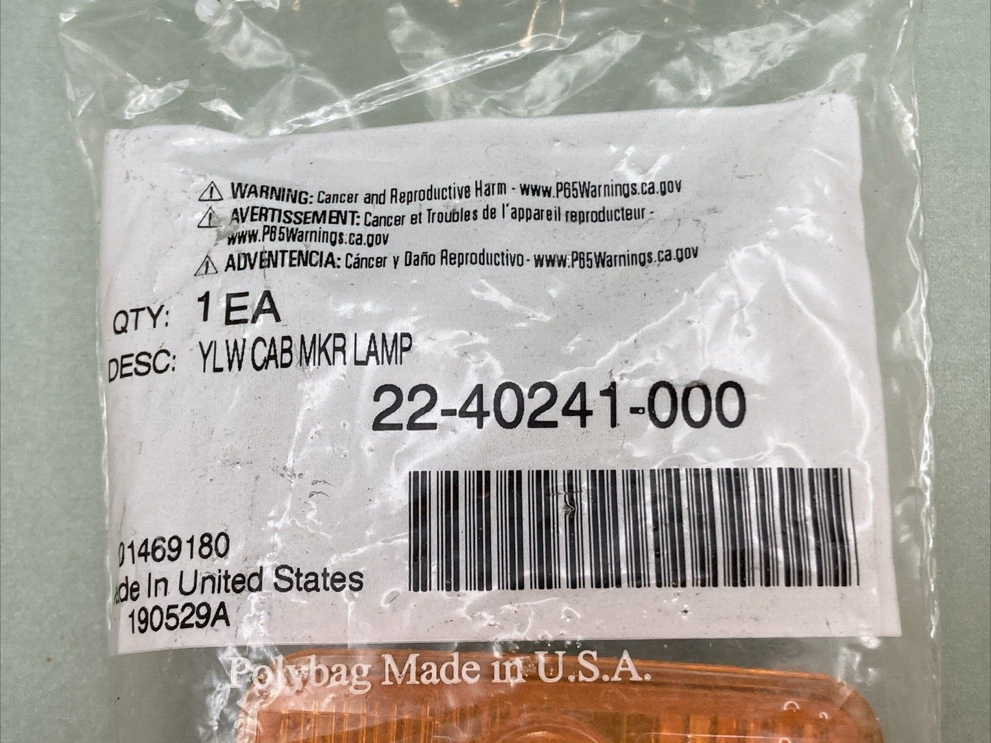 NEW GENUINE FREIGHTLINER 22-40241-000 YLW CAB MKR LAMP