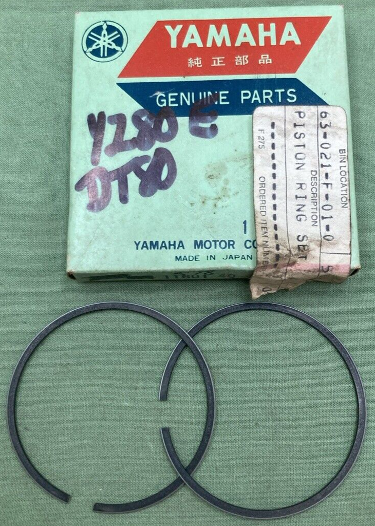 NEW GENUINE YAMAHA 598-11601-40 PISTON RING SET 1.00