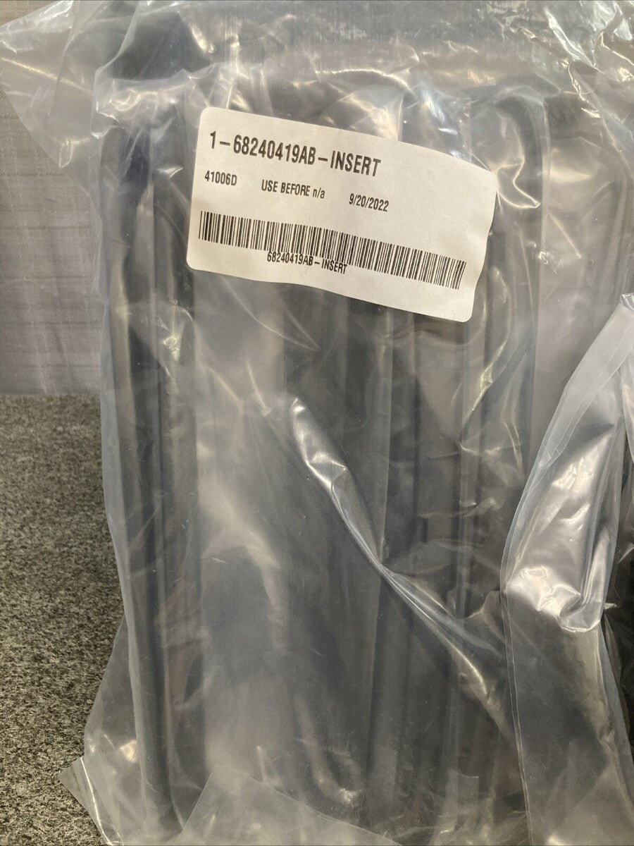 NEW GENUINE MOPAR 68240419AB RADIATOR DRAGON GRILLE COMPLETE KIT FITS JEEP