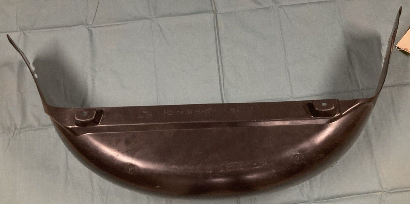 NEW GENUINE MOPAR 68453298AA Splash Shield Right Rear  FITS RAM