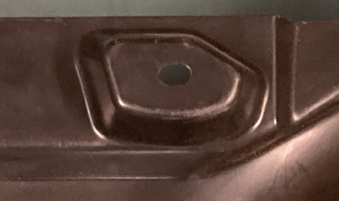 NEW GENUINE MOPAR 68453298AA Splash Shield Right Rear  FITS RAM