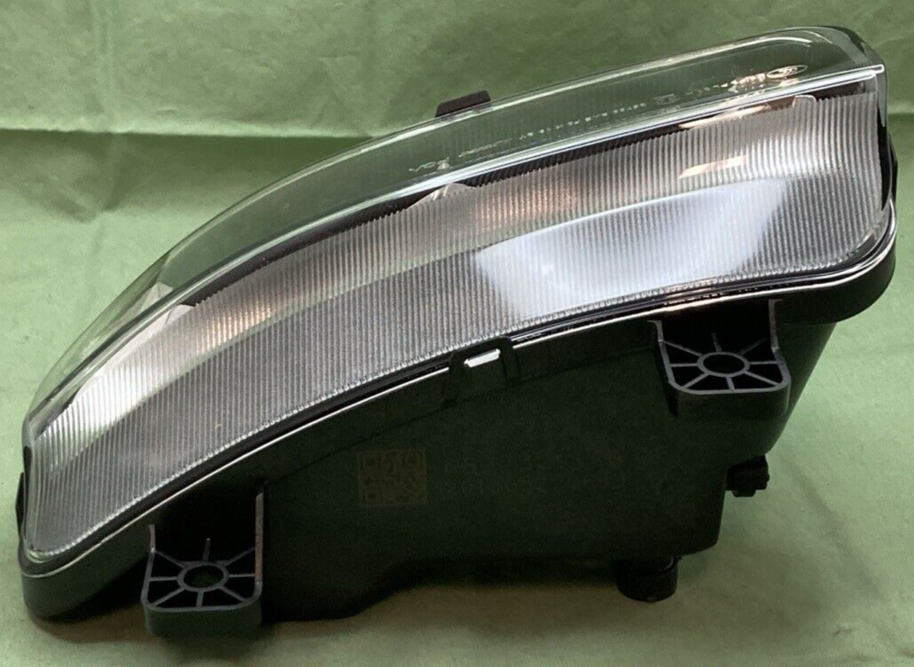 NEW GENUINE MOPAR 68273291AB Fog Lamp Left FITS RAM