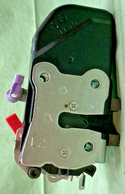 NEW GENUINE MOPAR 04878833AI DOOR LATCH FRONT LEFT