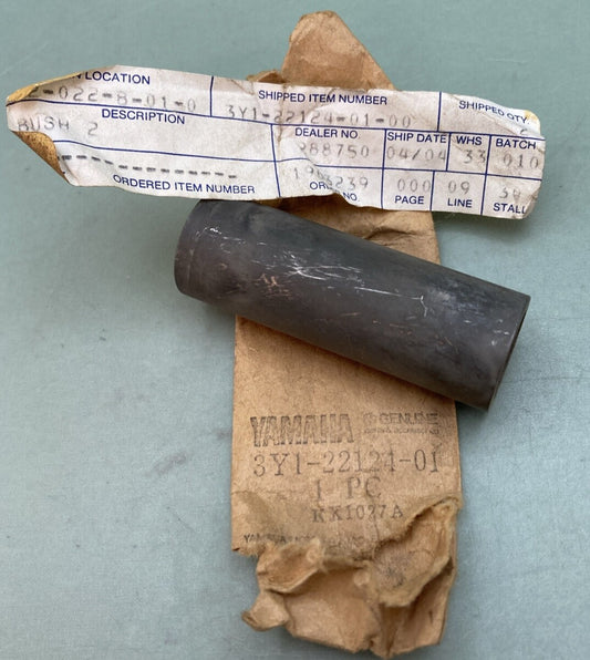 NEW GENUINE YAMAHA 3Y1-22124-01-00 Bush 2